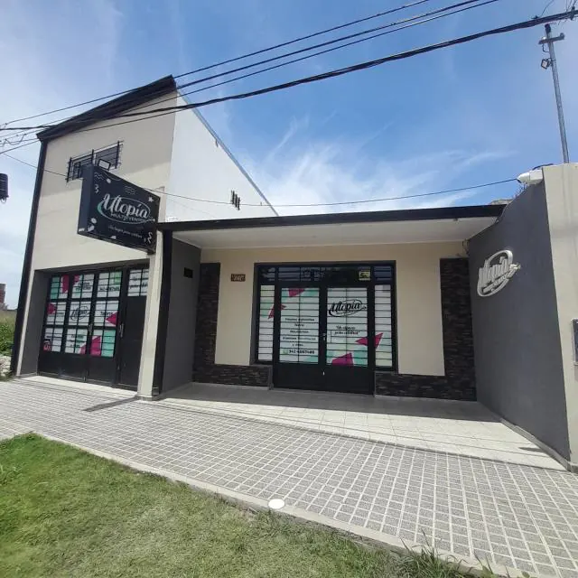 Exterior y fachada de Utopía Multieventos en Santa Fe
